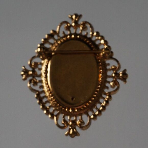 Vintage Cameo Perfume Compact Locket Gold Tone Brooch Pin Signed AVON - Picture 3 of 8